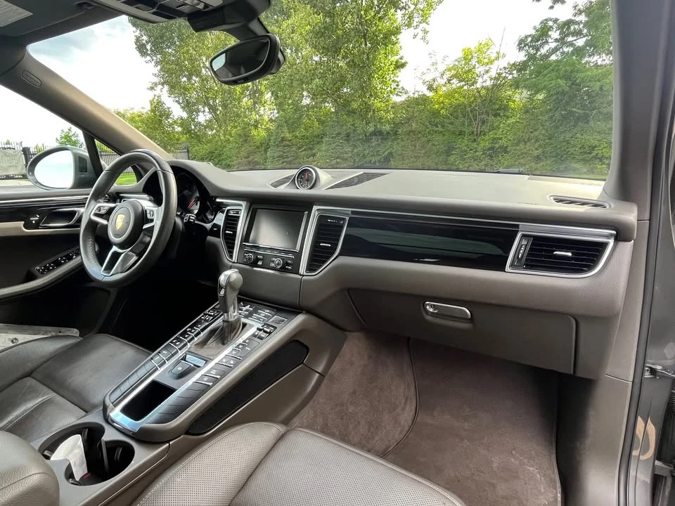 2016 Porsche Macan S - Image 12 of 19