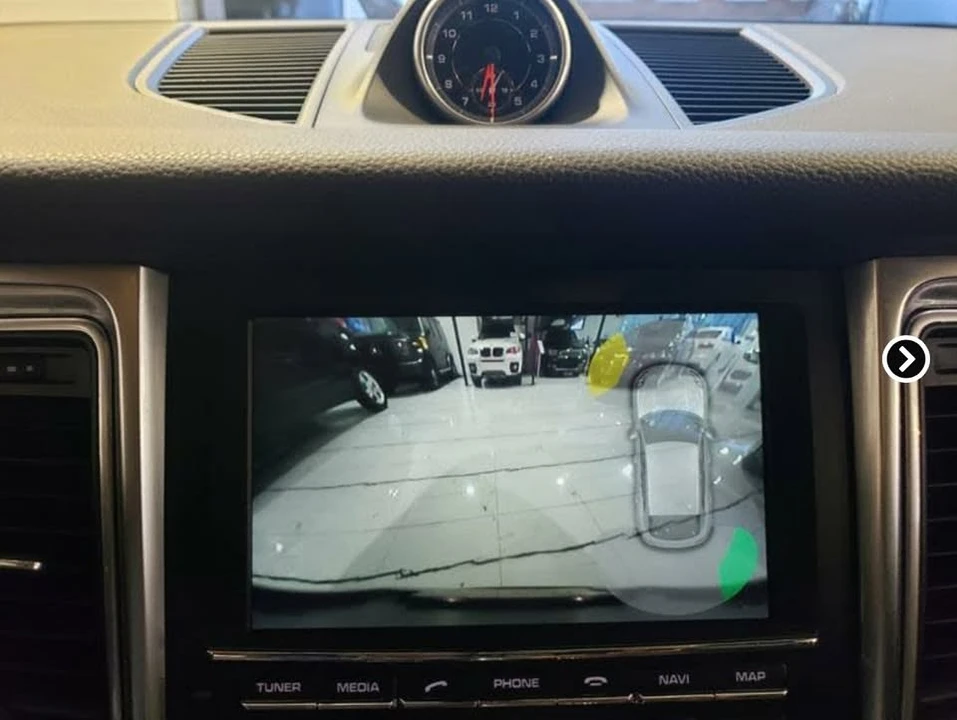 2016 Porsche Macan S - Image 8 of 11
