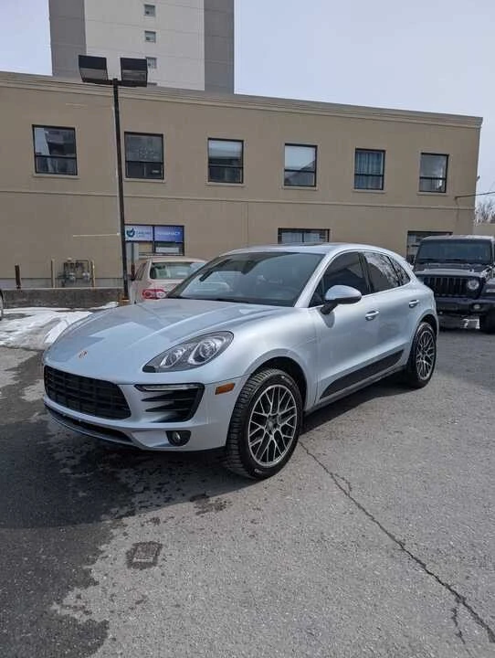 2016 Porsche Macan S - Image 9 of 14