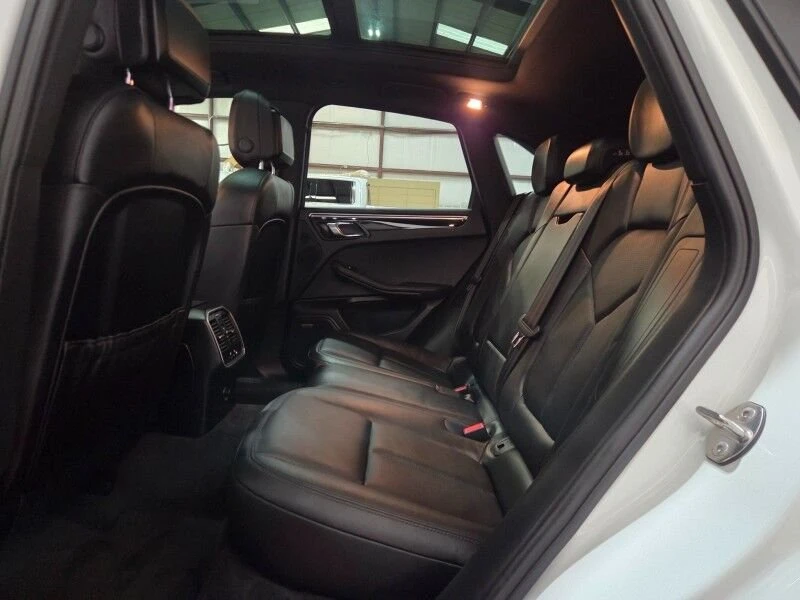 2016 Porsche Macan S - Image 8 of 20