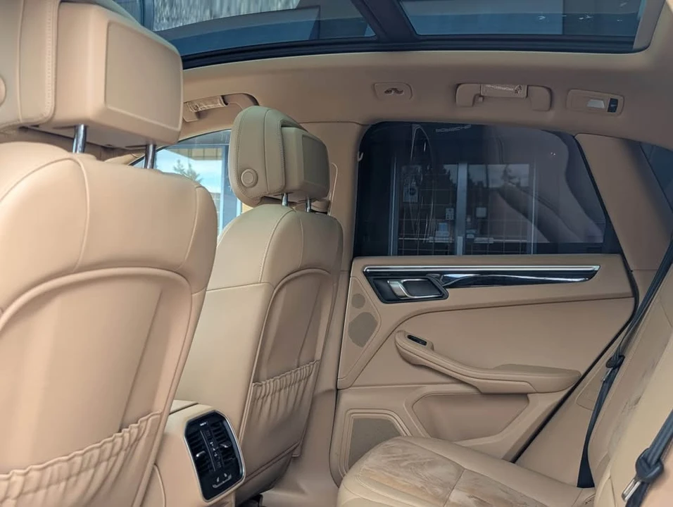 2016 Porsche Macan S - Image 10 of 20