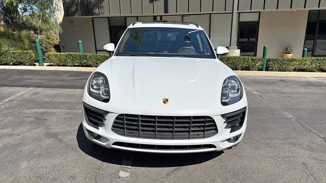 2016 Porsche Macan S