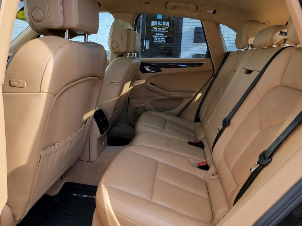 2016 Porsche Macan S - Image 16 of 20