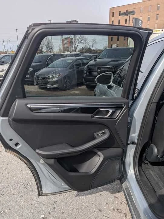 2016 Porsche Macan S - Image 12 of 19