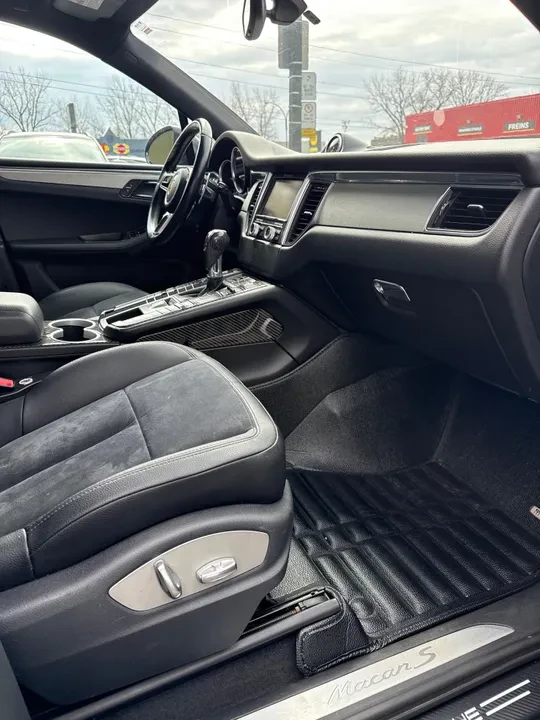 2016 Porsche Macan S - Image 9 of 19