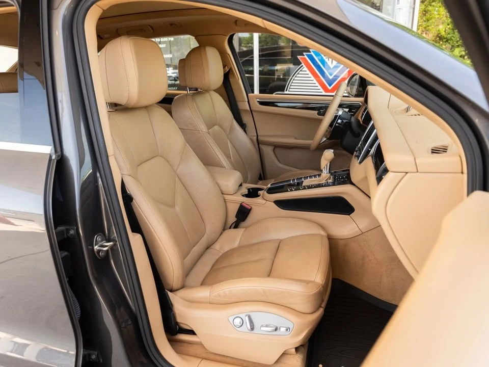 2016 Porsche Macan S - Image 7 of 16