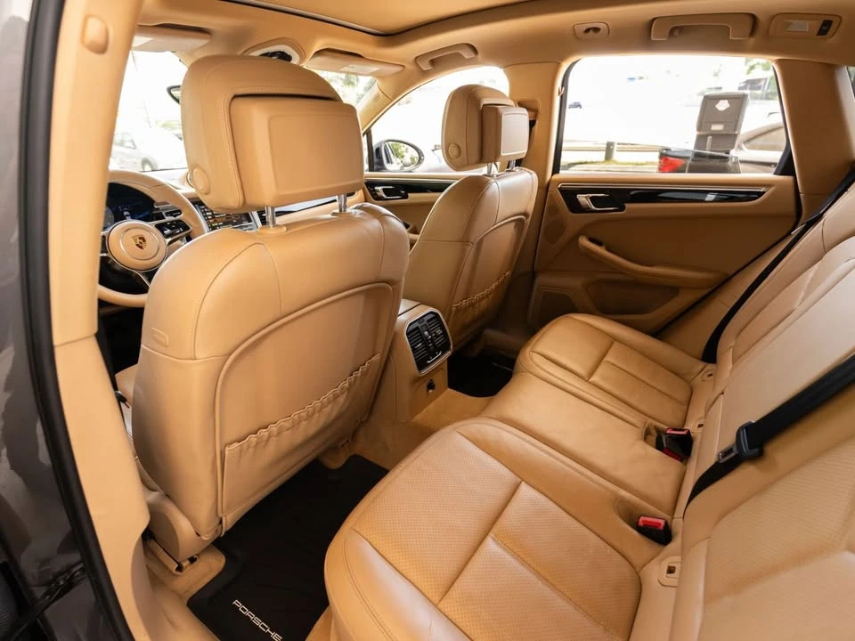 2016 Porsche Macan S - Image 10 of 16