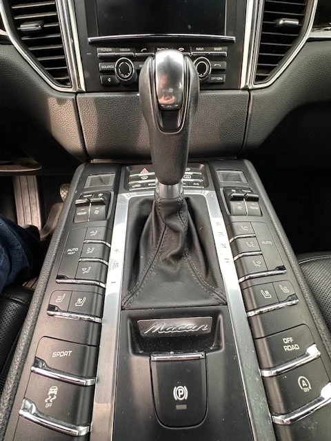 2016 Porsche Macan S - Image 12 of 12