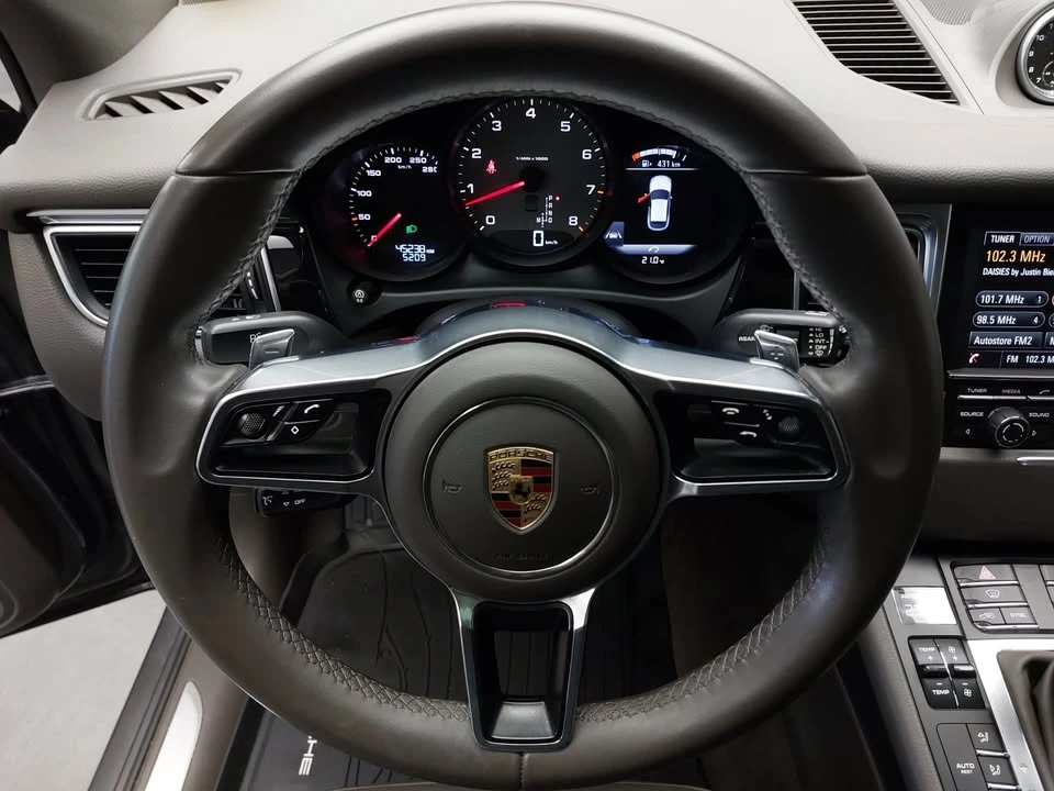 2016 Porsche Macan S - Image 5 of 9