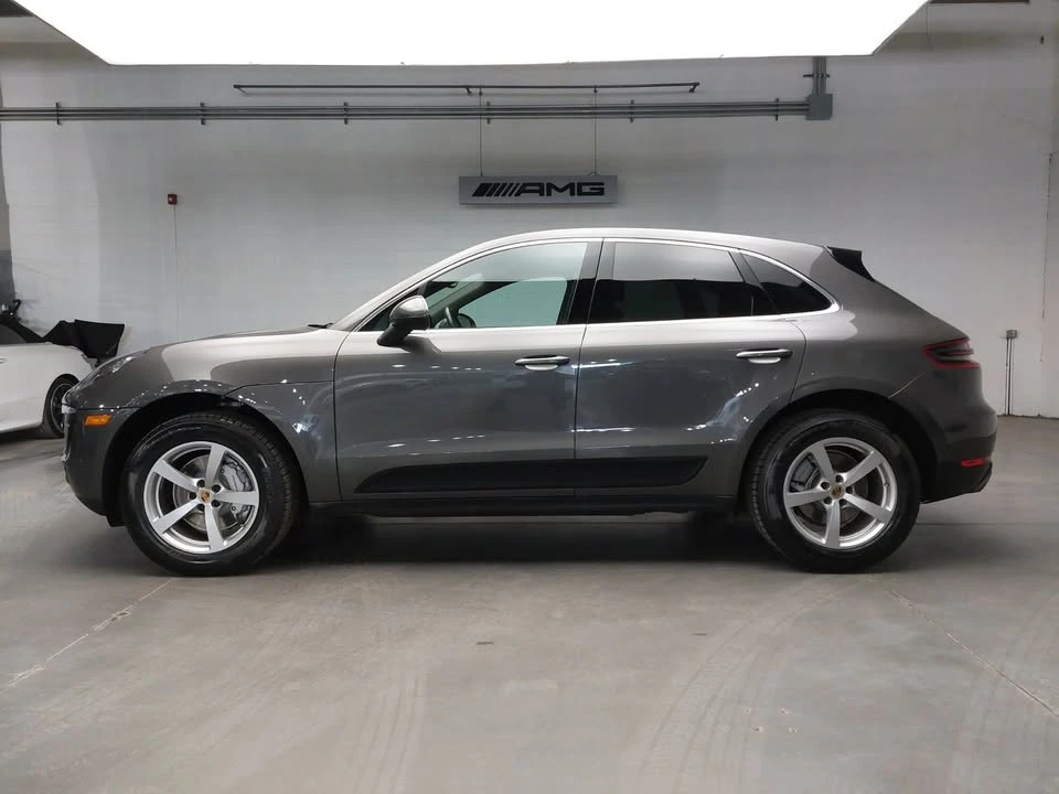 2016 Porsche Macan S - Image 2 of 9