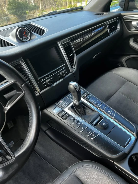 2016 Porsche Macan S - Image 10 of 18