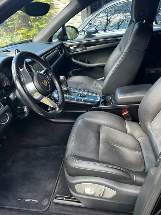 2016 Porsche Macan S - Image 13 of 18