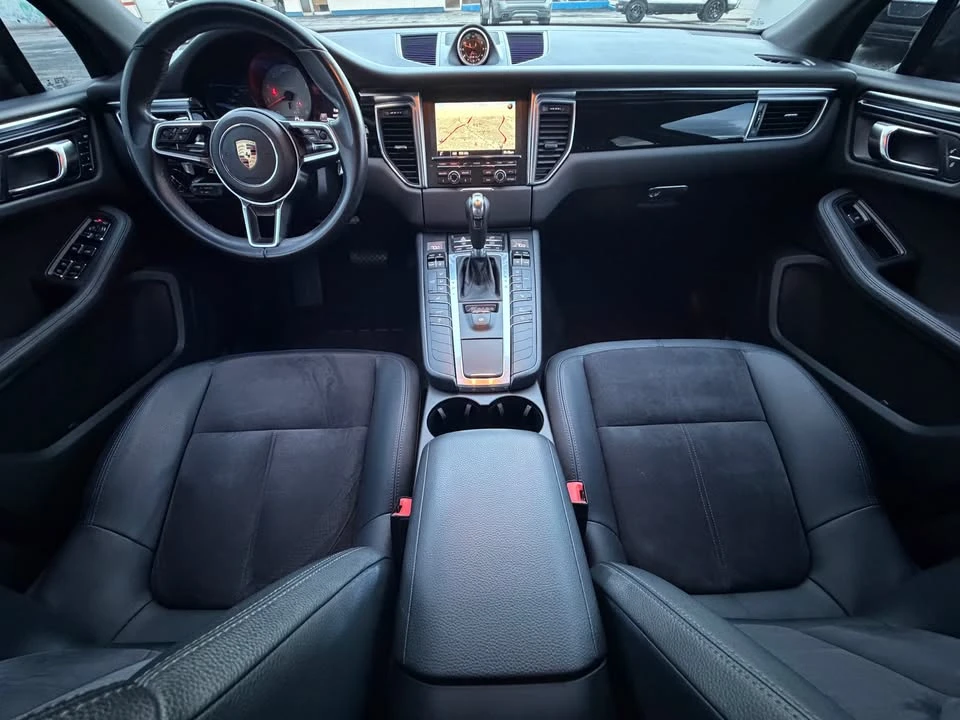 2016 Porsche Macan S - Image 14 of 21