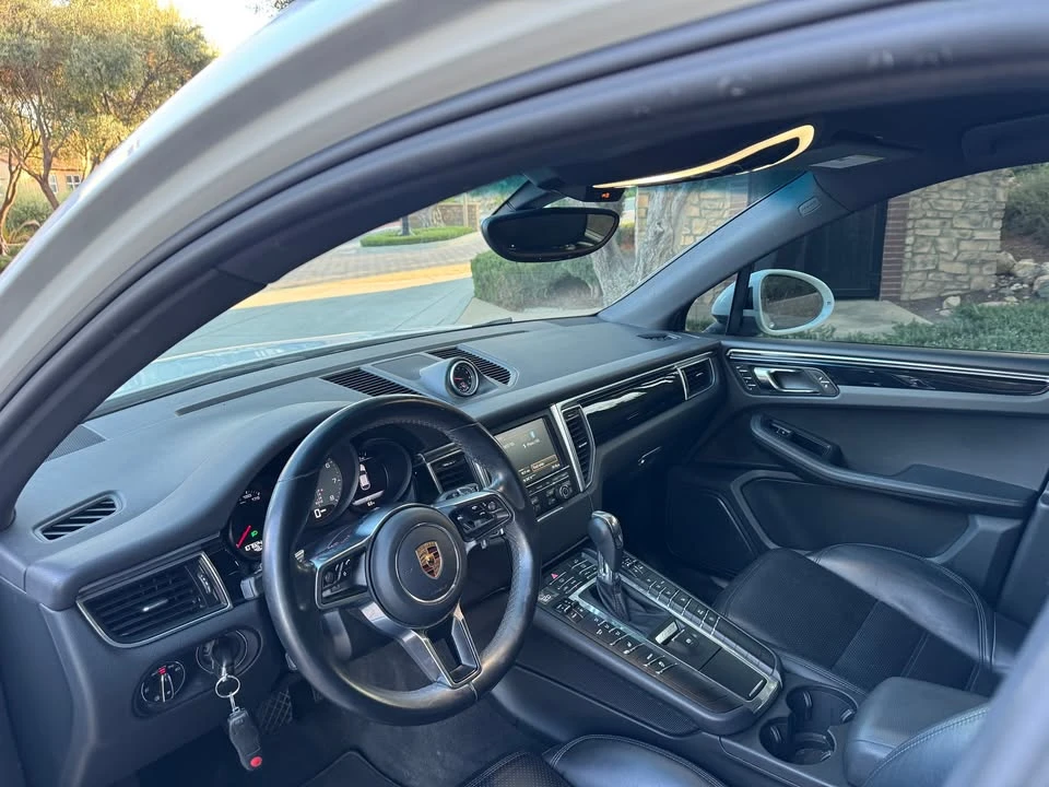 2016 Porsche Macan S - Image 12 of 20