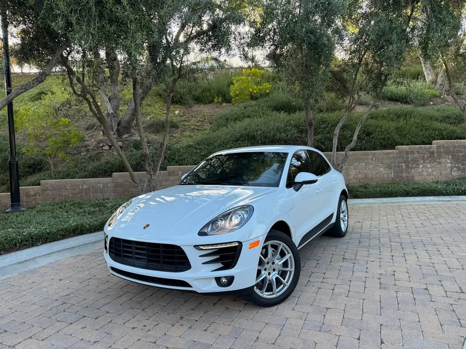 2016 Porsche Macan S - Image 2 of 20