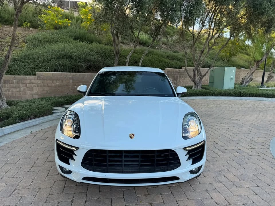 2016 Porsche Macan S - Image 10 of 20