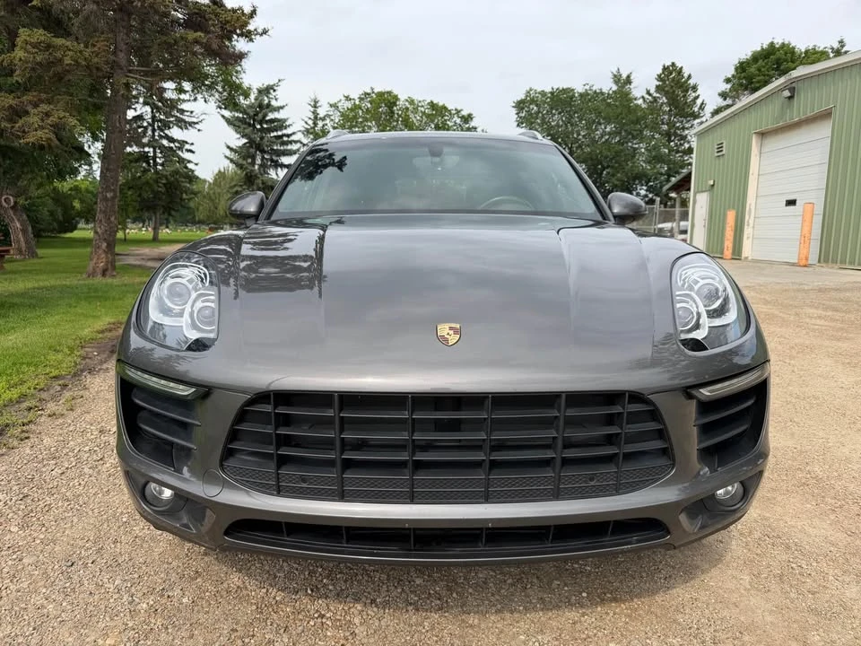 2016 Porsche Macan S - Image 2 of 19