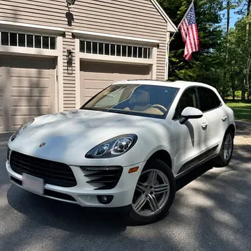 2016 Porsche Macan S