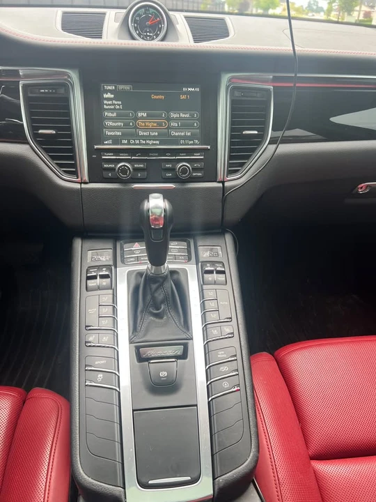 2016 Porsche Macan S - Image 5 of 9