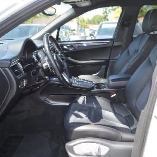 2016 Porsche Macan S - Image 8 of 16