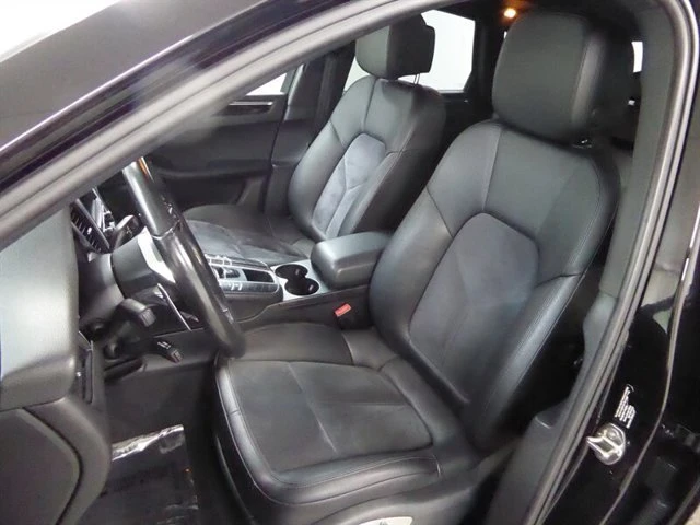 2016 Porsche Macan S - Image 16 of 17