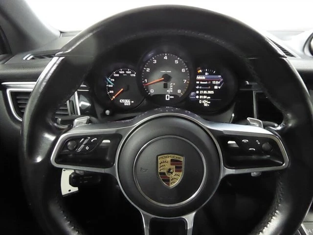 2016 Porsche Macan S - Image 10 of 20