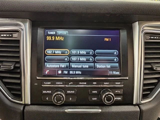 2016 Porsche Macan S - Image 16 of 20