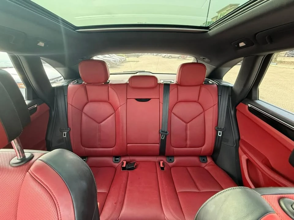 2016 Porsche Macan S - Image 10 of 11
