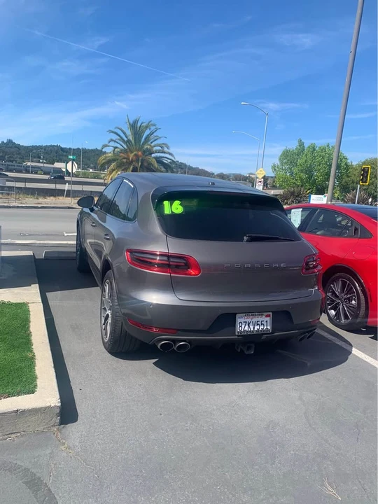 2016 Porsche Macan S - Image 3 of 3