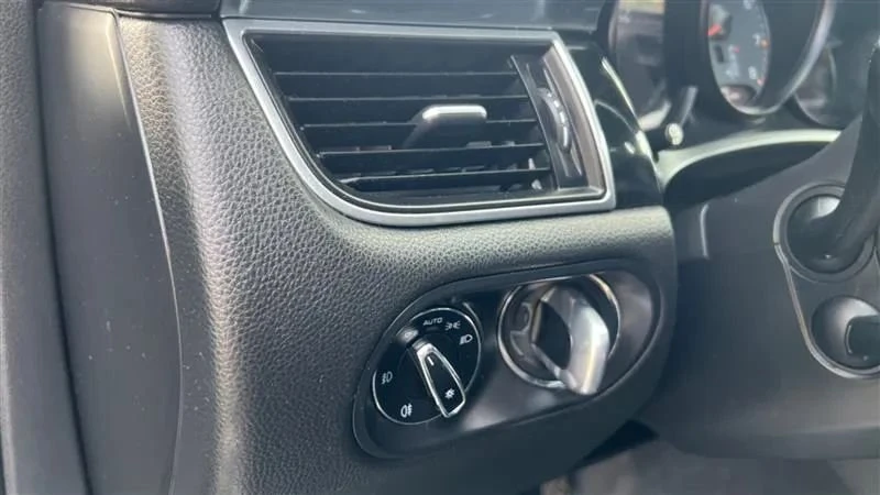 2016 Porsche Macan S - Image 19 of 20