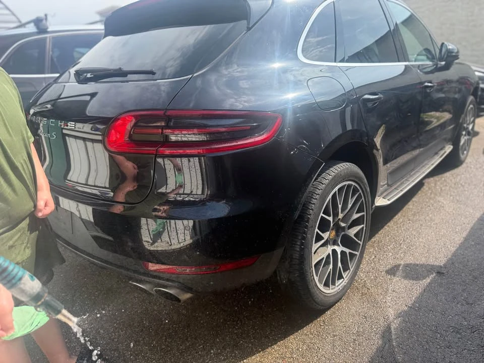 2016 Porsche Macan S - Image 3 of 8