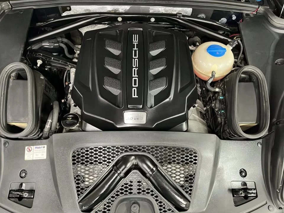 2016 Porsche Macan S - Image 16 of 20
