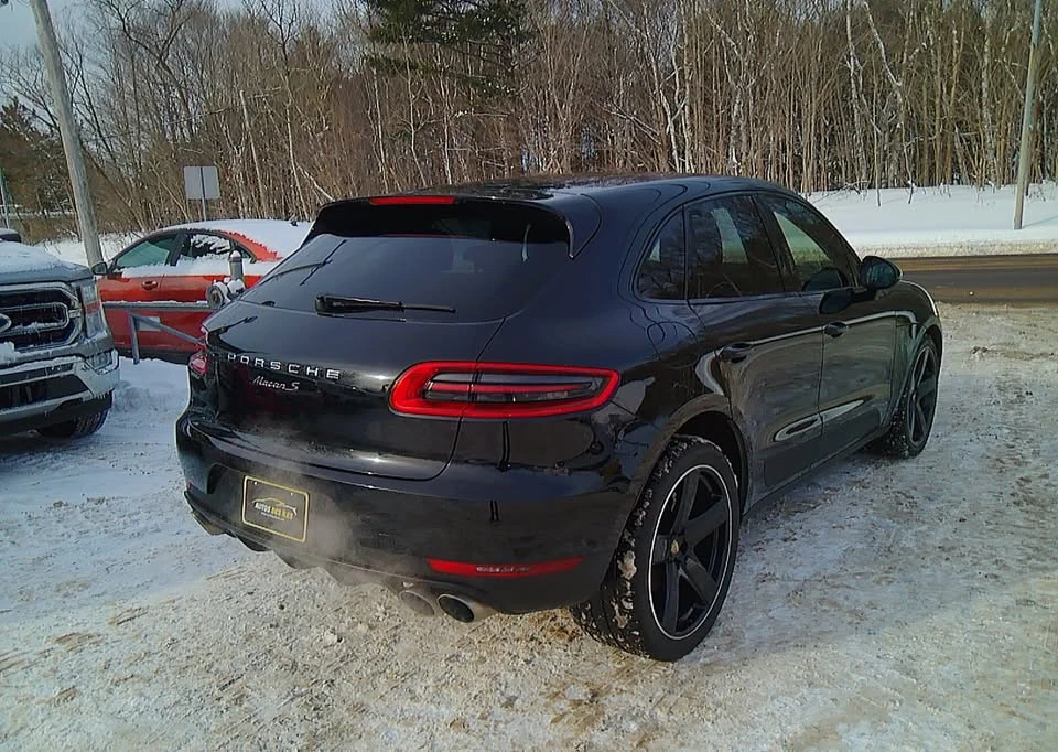 2016 Porsche Macan S - Image 10 of 18