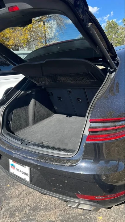 2016 Porsche Macan Turbo - Image 9 of 10