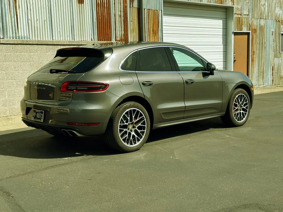 2016 Porsche Macan Turbo - Image 9 of 19