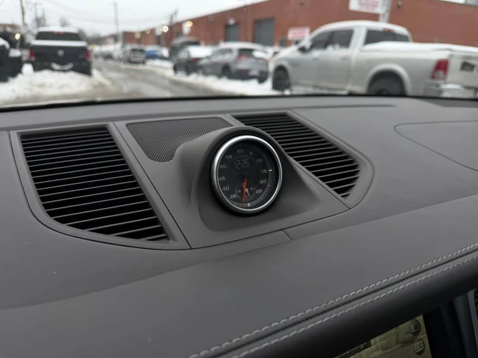 2016 Porsche Macan Turbo - Image 19 of 19