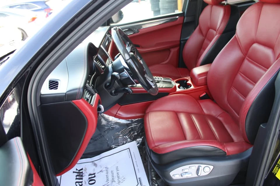 2016 Porsche Macan Turbo - Image 7 of 19