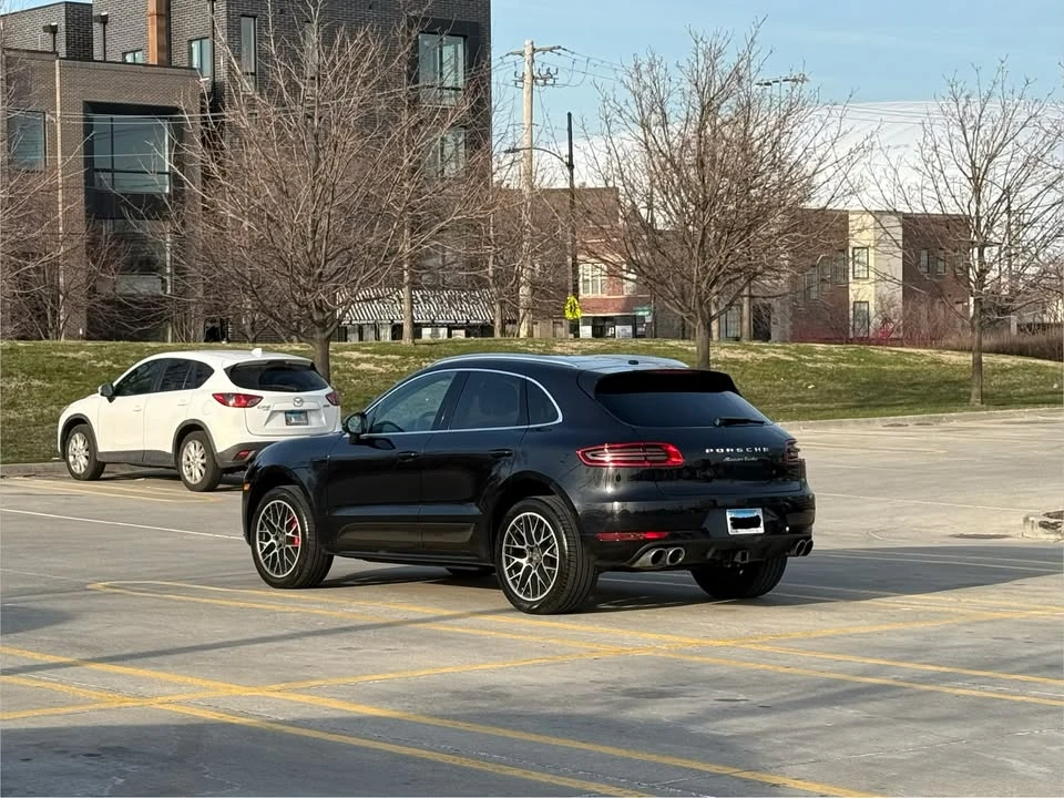 2016 Porsche Macan Turbo - Image 8 of 8