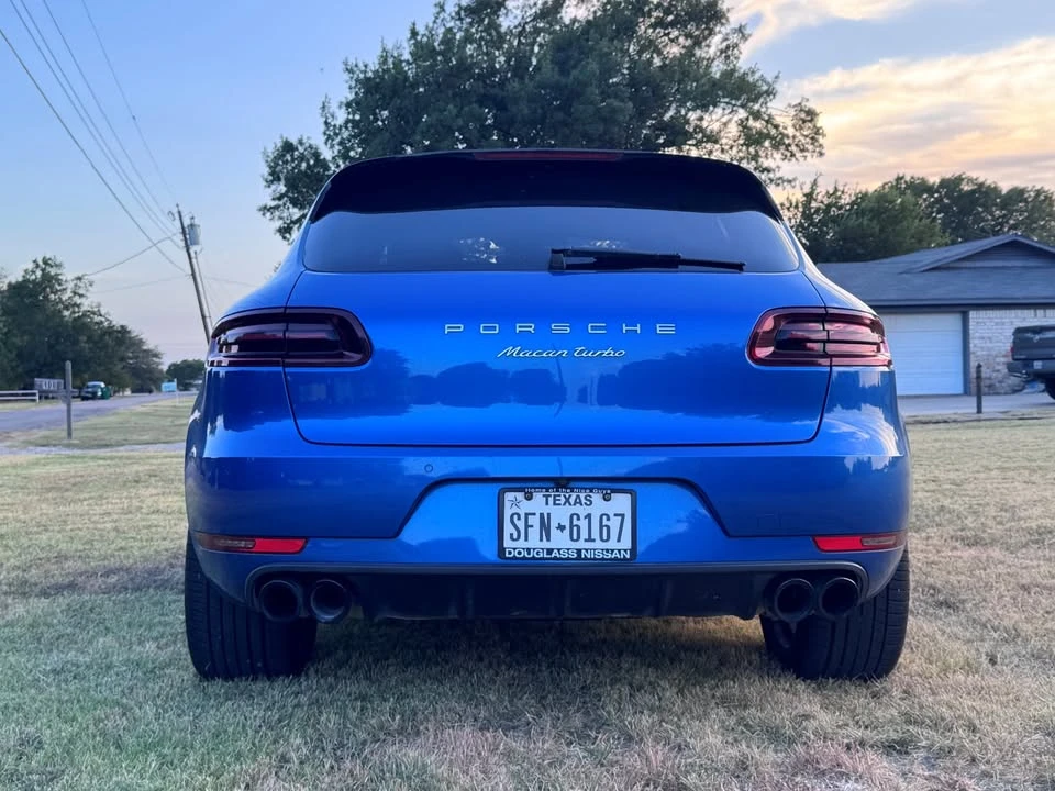 2016 Porsche Macan Turbo - Image 3 of 7