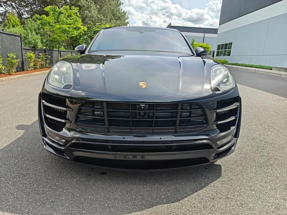 2016 Porsche Macan Turbo - Image 2 of 20
