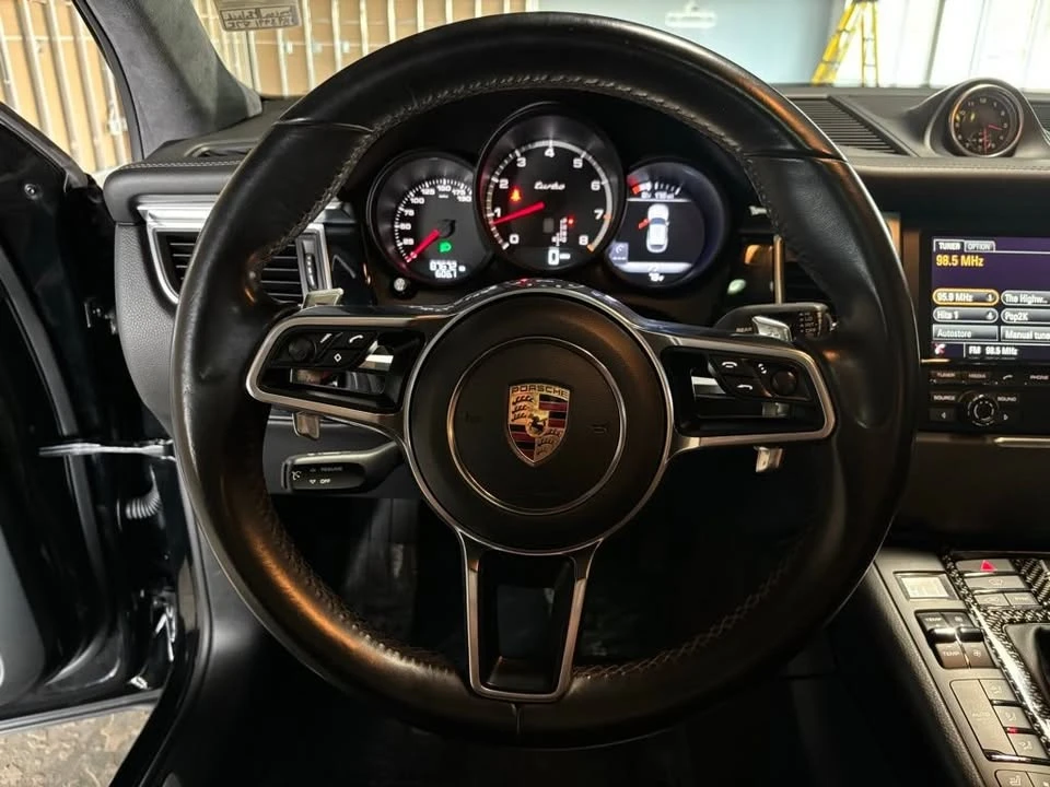 2016 Porsche Macan Turbo - Image 12 of 20