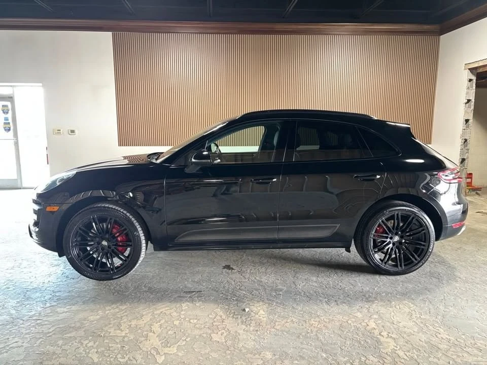 2016 Porsche Macan Turbo - Image 2 of 20