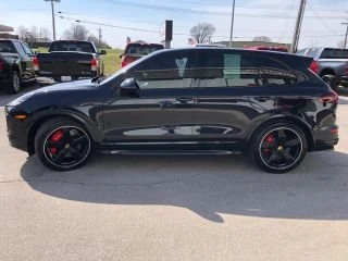 2016 Porsche 958 Cayenne GTS - Image 2 of 15