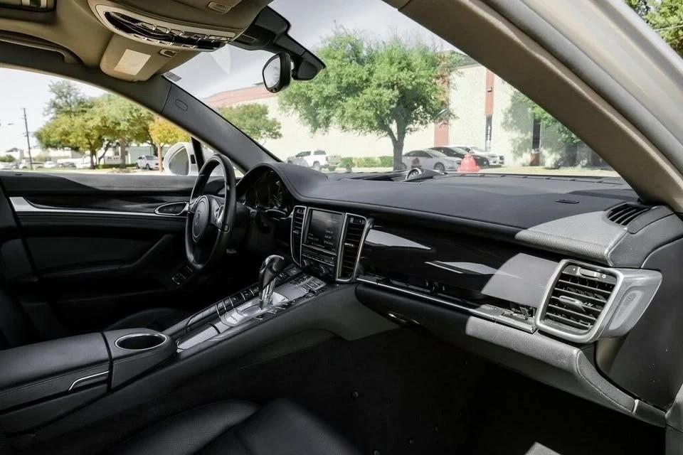 2016 Porsche 970 Panamera - Image 3 of 10