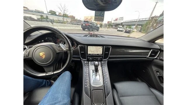 2016 Porsche 970 Panamera - Image 16 of 20