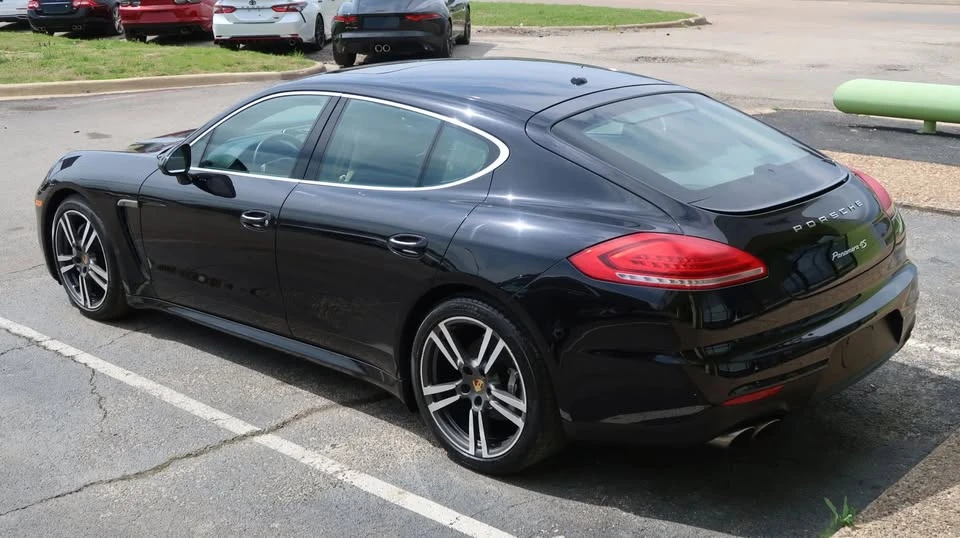 2016 Porsche 970 Panamera - Image 11 of 20