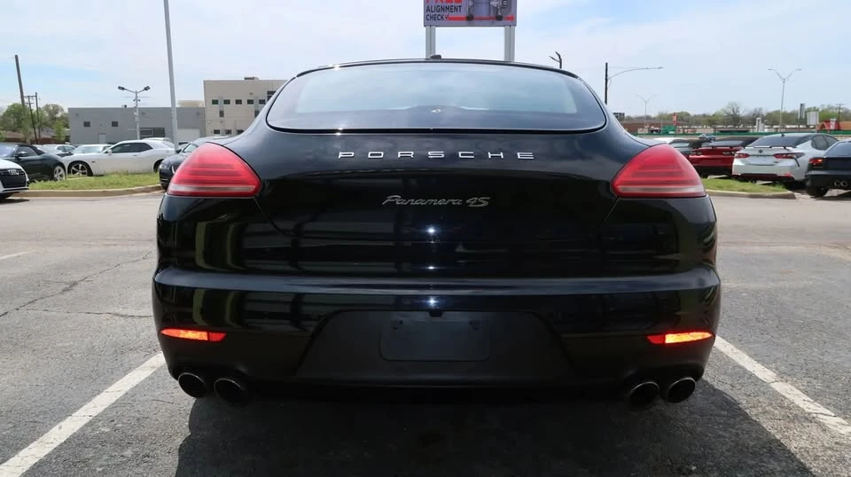 2016 Porsche 970 Panamera - Image 9 of 20