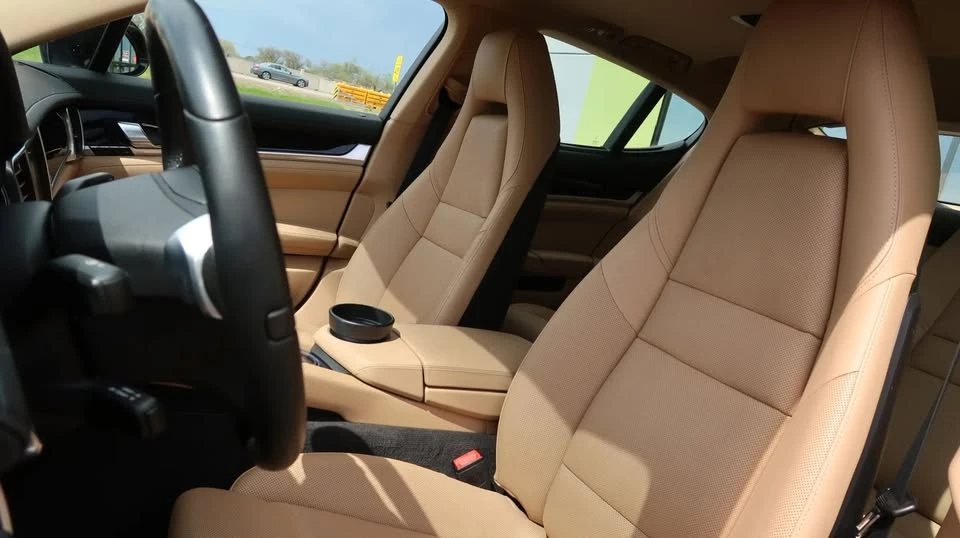 2016 Porsche 970 Panamera - Image 17 of 20
