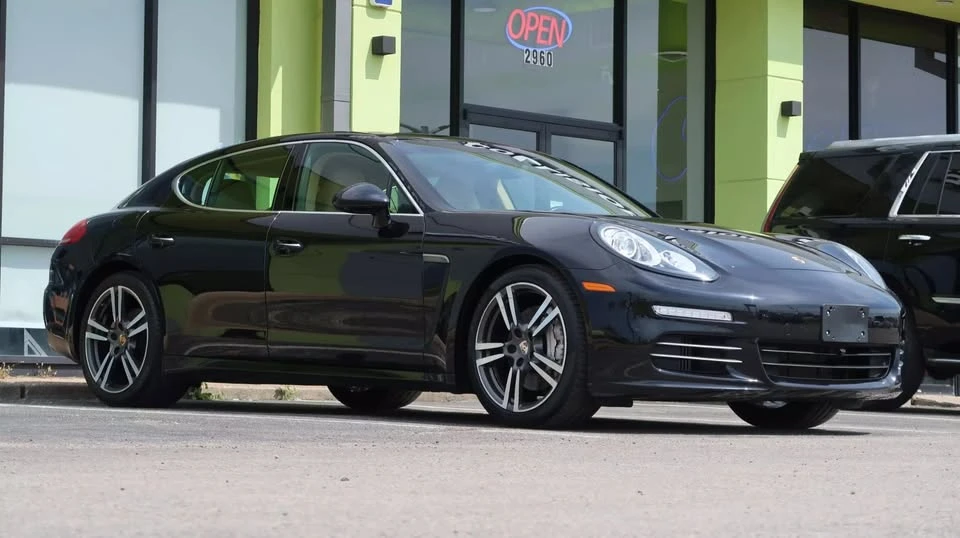 2016 Porsche 970 Panamera - Image 6 of 20
