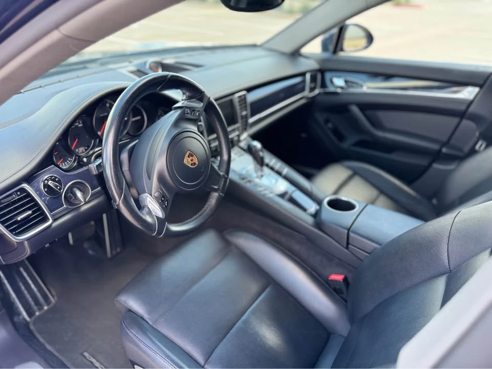 2016 Porsche 970 Panamera - Image 9 of 10